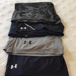 4 Par Under Armour Shorts